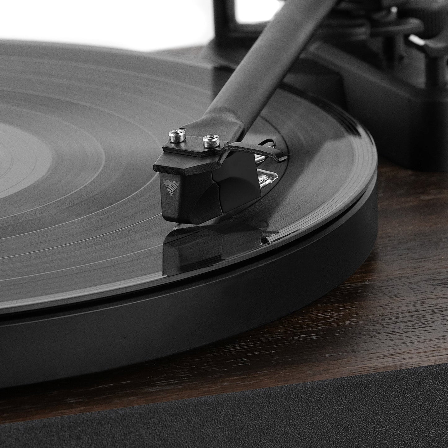 Premiere T1 Turntable